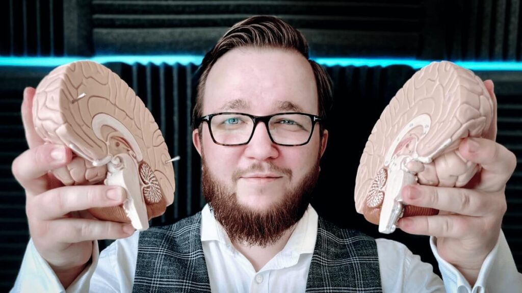 Marcin P. Stopa - Head of NeuroResearch @ Neuroinsight Lab | Neuromarketing & Consumer Neuroscience for Fortune 500 | Author of book "NeuroMarketing Insight" & NeuroEfektywnie.pl bulletin